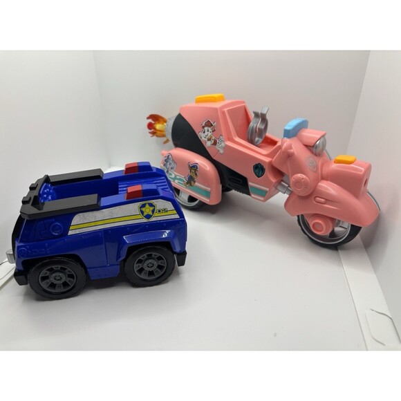 Spin Master Other - Paw Patrol Vehicles Liberty's Deluxe Motorcycle and Chase's Police Cruiser